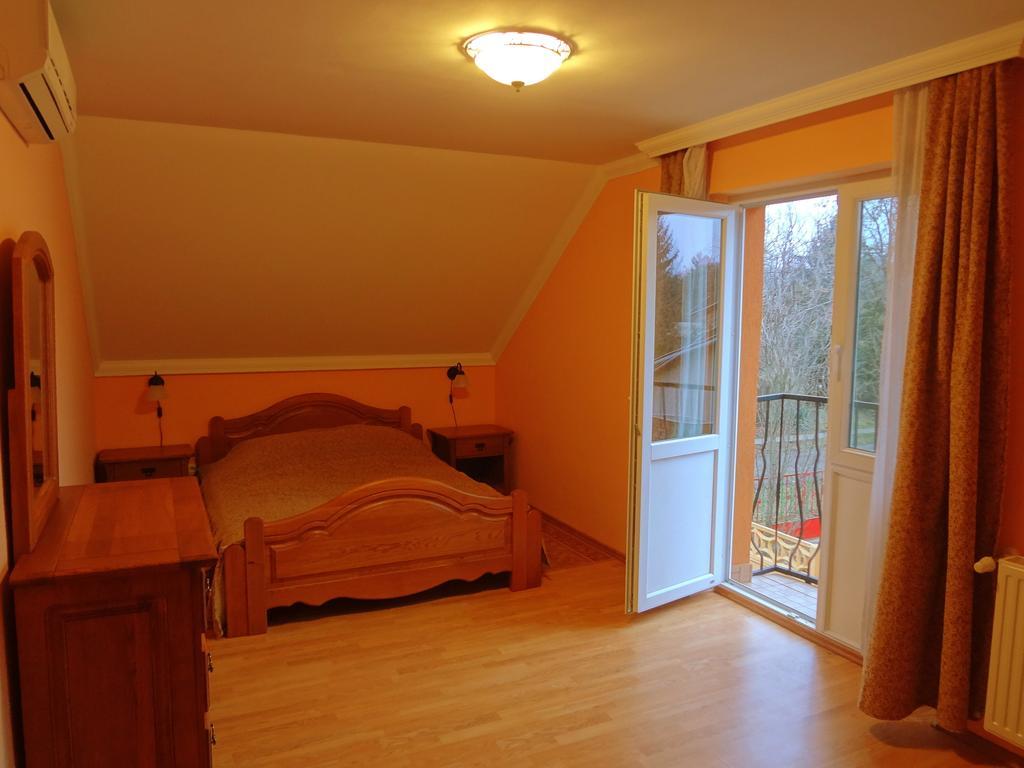 Horvath Vendeghaz Hotel Oroshaza Room photo